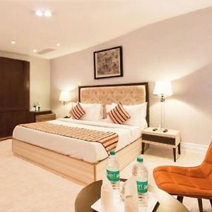 Hotel Almora By Almati Group - Near Delhi International Airport With - Free Airport Drop